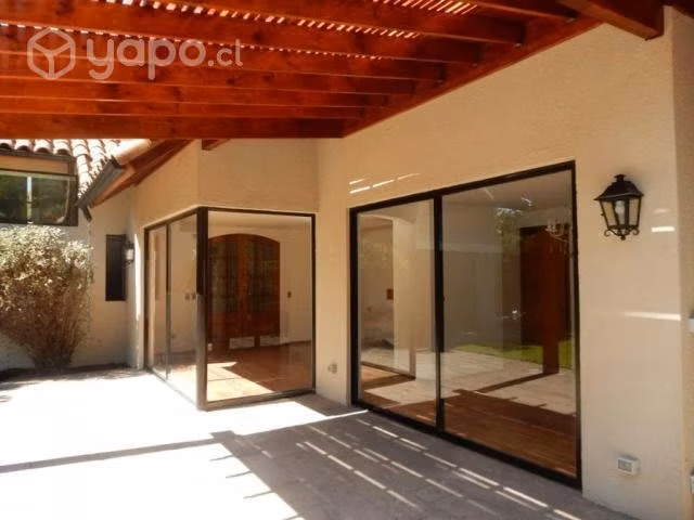 Excelente casa cerca del portal de la Dehesa
