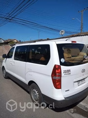 Hyundai New H1 2016