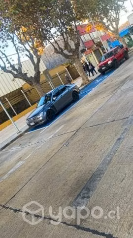 Vendo mercedes Benz c180 bluefficiency
