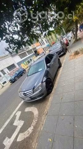 Vendo mercedes Benz c180 bluefficiency