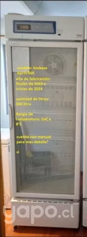 Refrigerador clinico