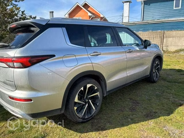 Mitsubishi new outlander 2023