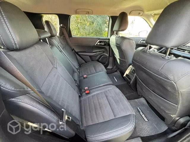 Mitsubishi new outlander 2023