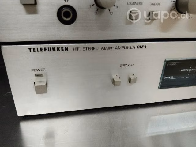Equipo Telefunken con parlantes Visonik