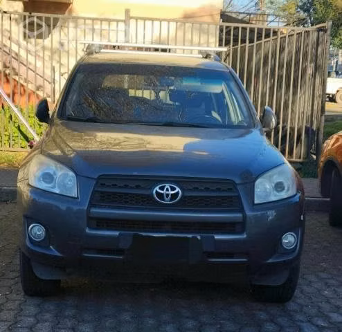 Vendo Toyota Rav4 Automatica