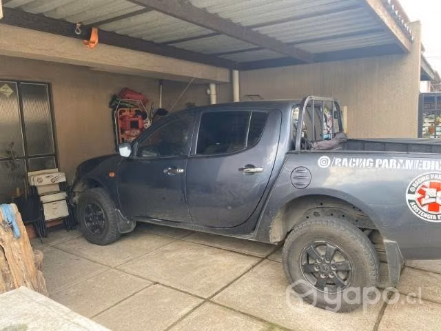 Vendo camioneta 4x4 año 2008