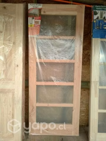 Puertas en pino oregon y pino radiata