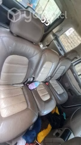 Ford Explorer version Eddie Bauer un clasico