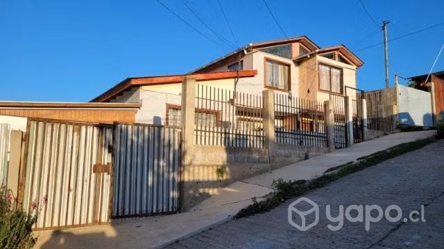 Venta de casa 2 pisos en achupallas