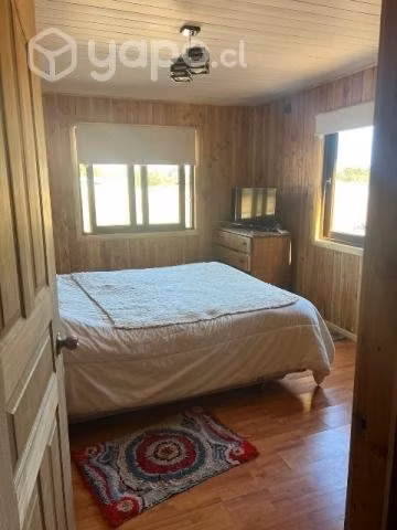 Se vende parcela con casa