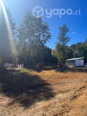 Se vende parcela con casa