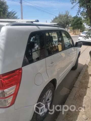 Suzuki grand nomade 2015
