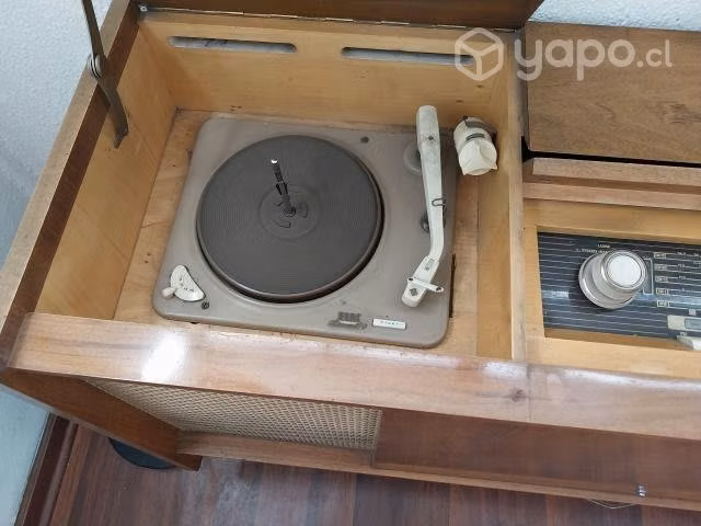 Mueble radio antigua - Imagen 4