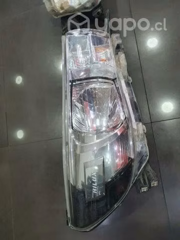 Original de desarmaduria Toyota revo 2019 21