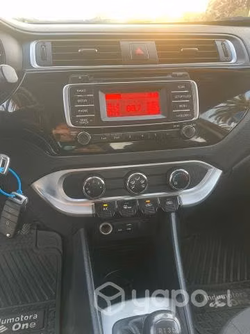 Kia Motors Rio 4 EX MT