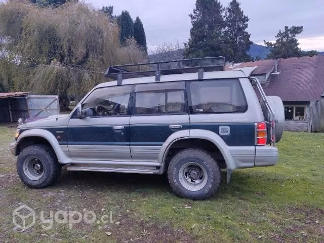Mitsubishi Montero 4×4 Diesel 1995