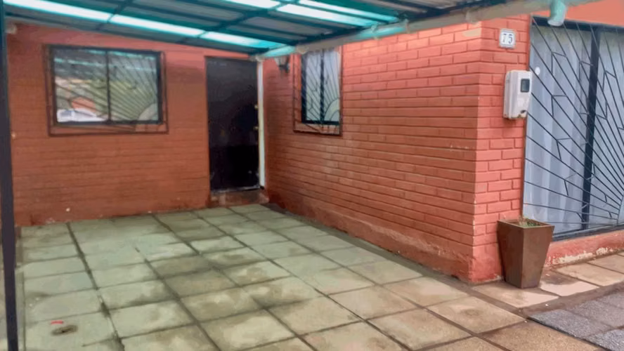 Casa 3 dormitorios 2 baños en Villa Hermosa