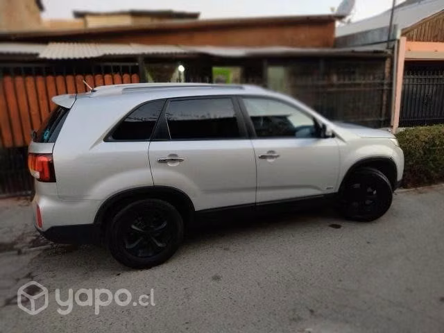 Vendo Kia Sorento Papeles a el día
