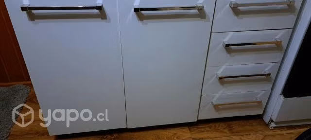 Mueble de cocina y cocina de 4 plata todos en bue