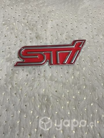 Logo metálico auto Subaru STI