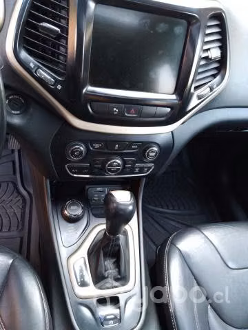 Jeep cherokee 2016