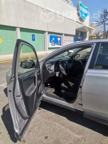 RAV4 LE 2.0 AUT 4x2 año 2019 - Imagen 6