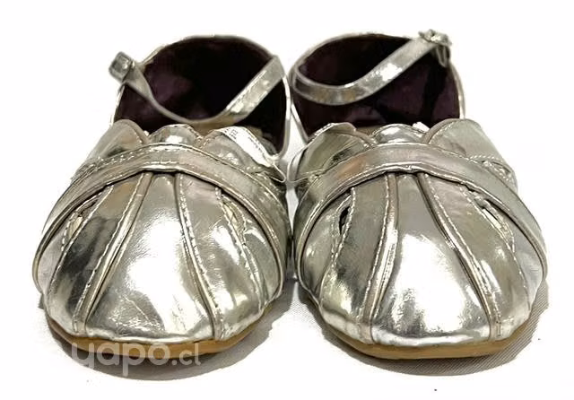 Chala 100% Sintética Marca Yamp N*32 Plata