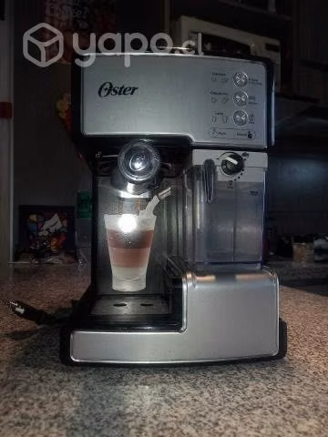 Cafetera Oster Espresso Cappuccino y Latte - Imagen 2