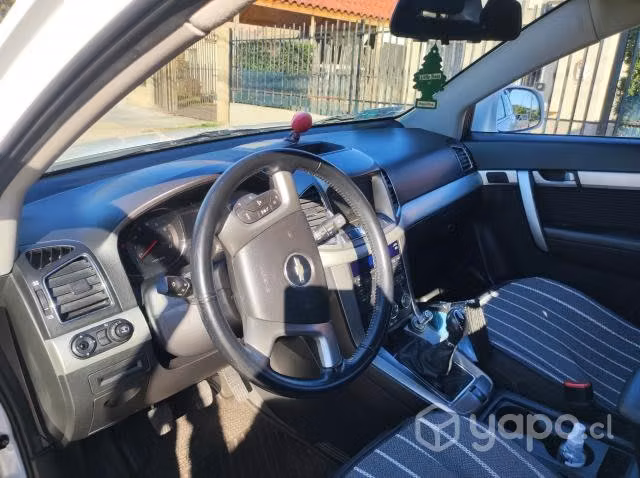 Vendo Chevrolet Captiva LS 2.4 FW 2015