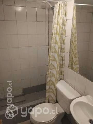 Habitación dos camas baño privado en Cerro Alegre - Imagen 7