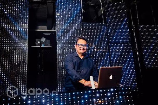 Dj Fiestas moviles show de robot led