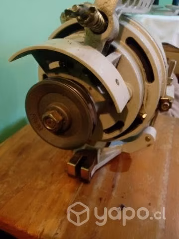 Máquina de coser overlock