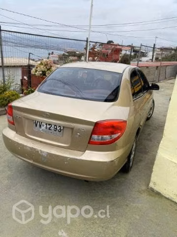 Kia rio 1.3 año 2004