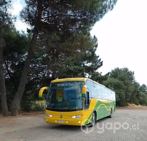 VENDO BUS MERCEDES BENZ AÑO 2004
