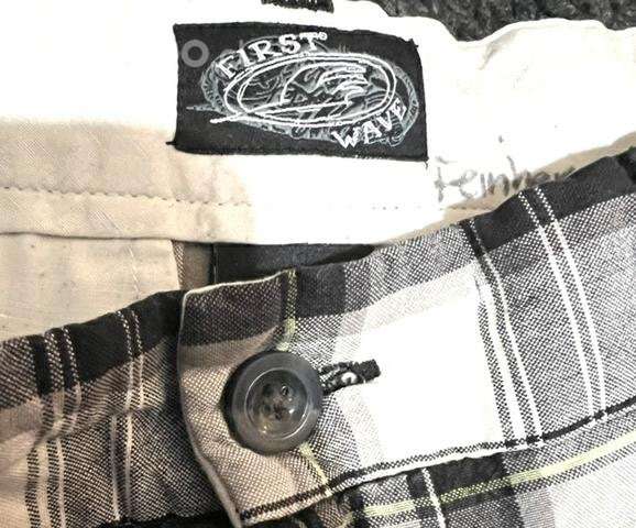 Bermuda Short Marca First Wave Talla 14/16 Años - Imagen 3