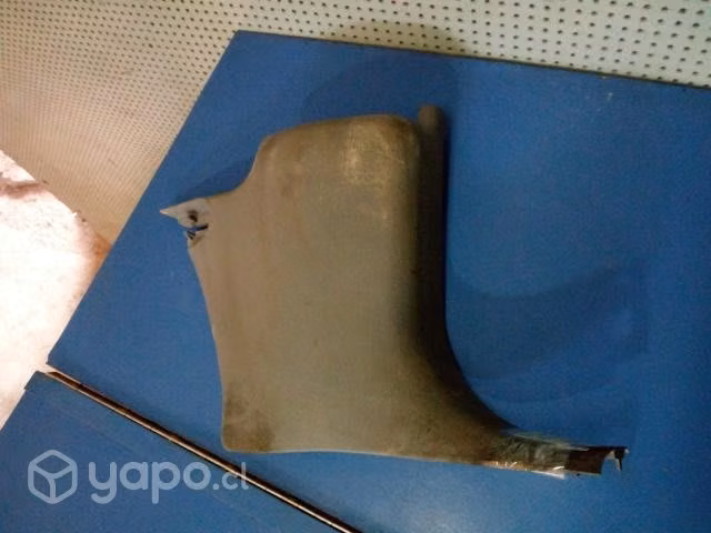 Tapiz cubre pilar del inf der Ford Ranger 2007-12