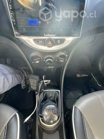 Hyundai accent