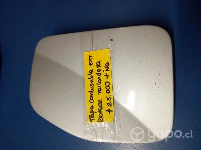 Tapa combustible exterior Ford Ranger Tailandesa