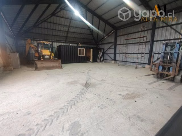 Se arrienda bodega