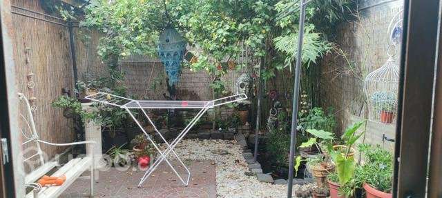 Casa con local comercial funcionando . - Imagen 5