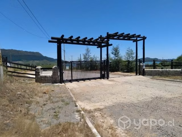Sitio orilla de lago, Brisas de Machicura