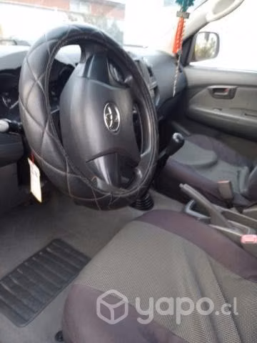 Camioneta Toyota hilux 2013