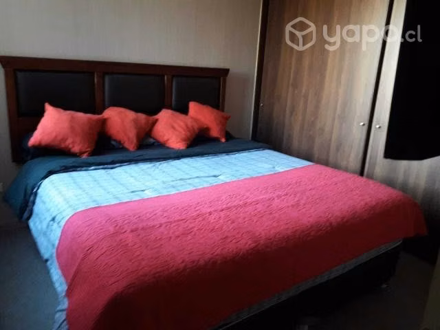 Cama king + 2 veladores (precio conversable) - Imagen 3