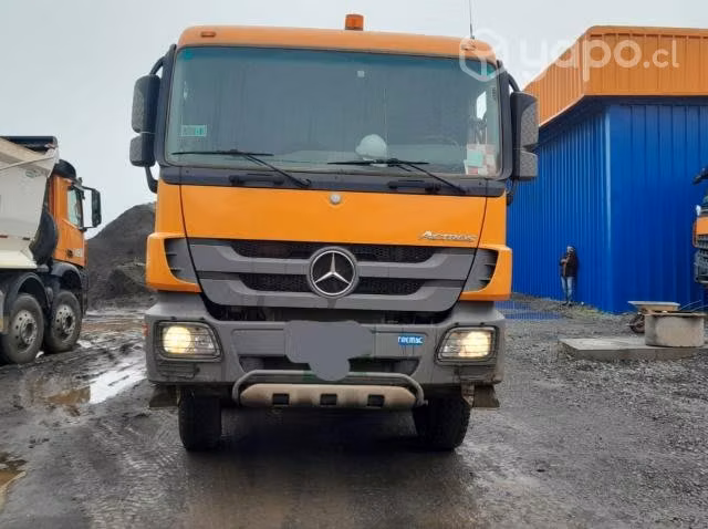 Vendo Camion Tolva Marca Mercedes año 2019