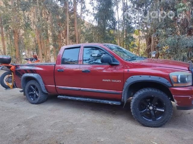 Dodge ram 1500  año 2006 Venta o permuta