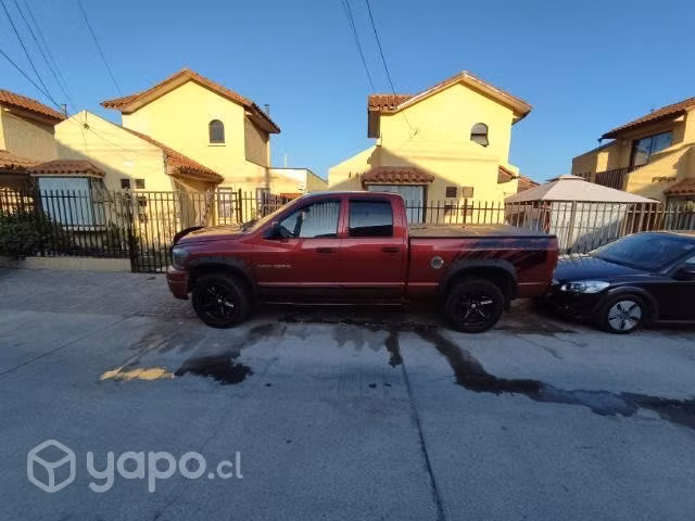 Dodge ram 1500  año 2006 Venta o permuta