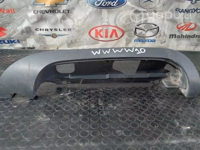  base de foco izquierdo fiat fiorino 2016