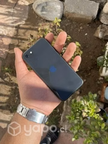 IPhone SE 2020 79% batería 64gb