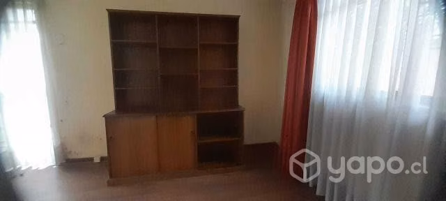 Biblioteca desmontable en excelente estado