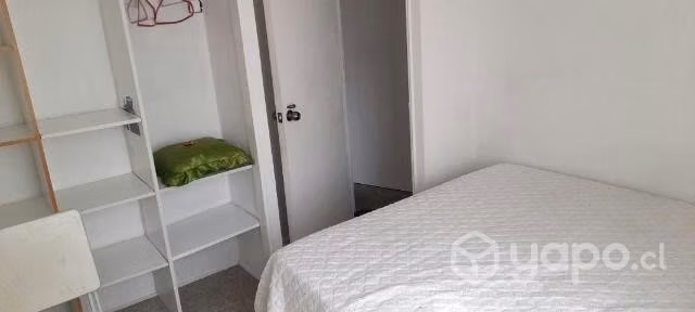 En casa se arrienda pieza grande